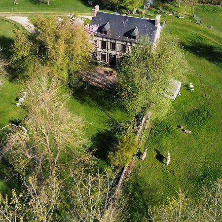مبيت وإفطار Fourmetot Le Petit Manoir De La Vernelle المظهر الخارجي الصورة