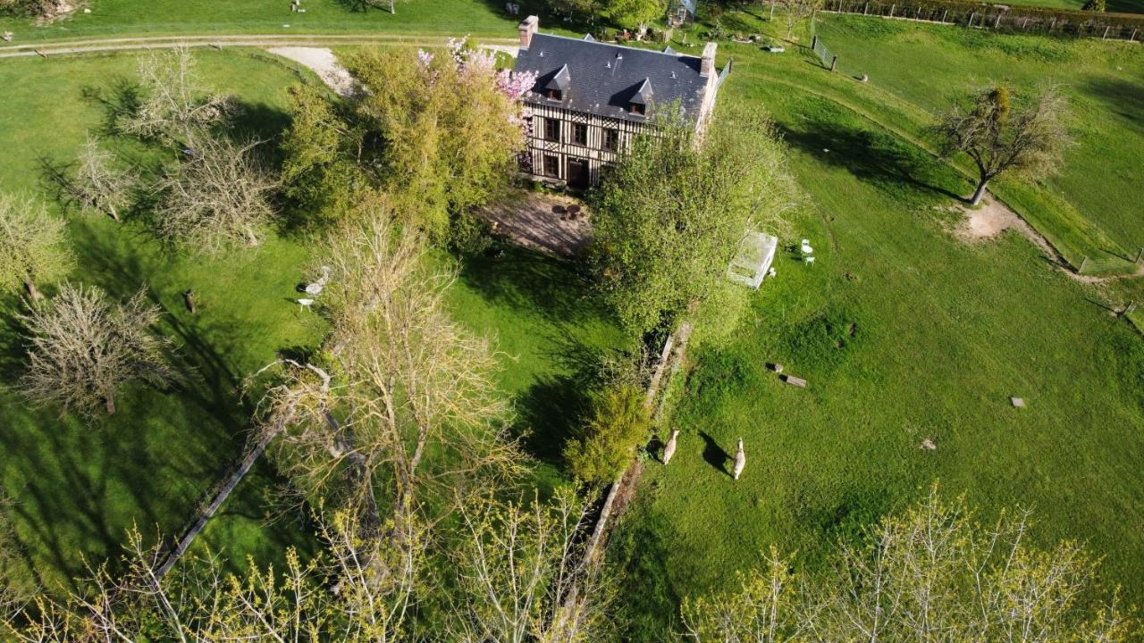 مبيت وإفطار Fourmetot Le Petit Manoir De La Vernelle المظهر الخارجي الصورة