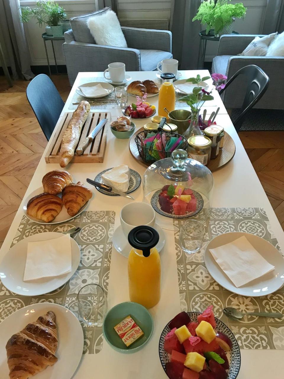 مبيت وإفطار Fourmetot Le Petit Manoir De La Vernelle المظهر الخارجي الصورة